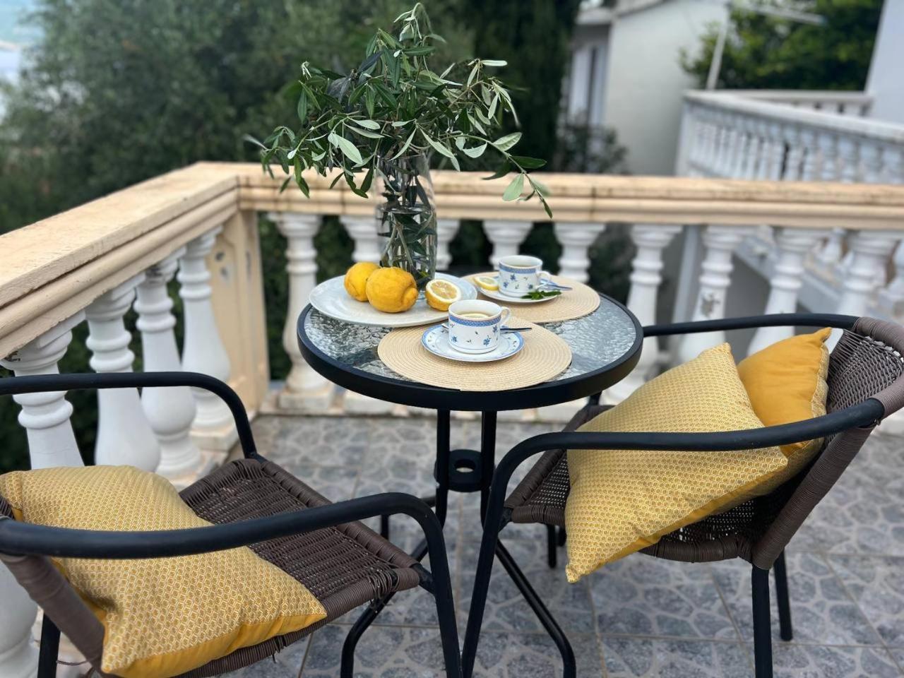 Apartments Arina Krasići 外观 照片